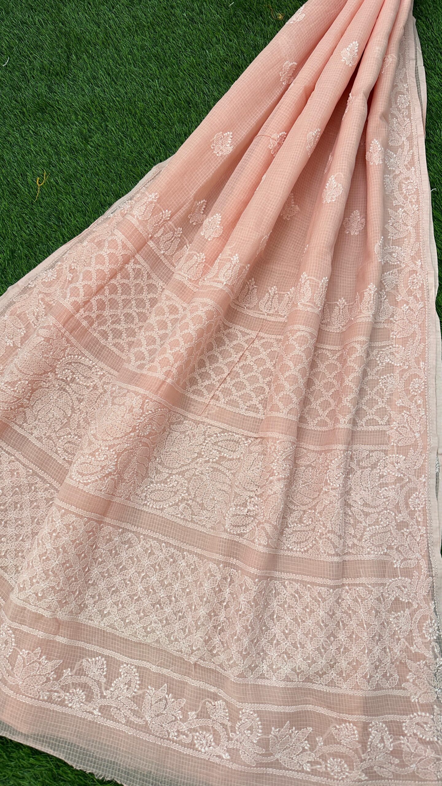 Color: Light Peach