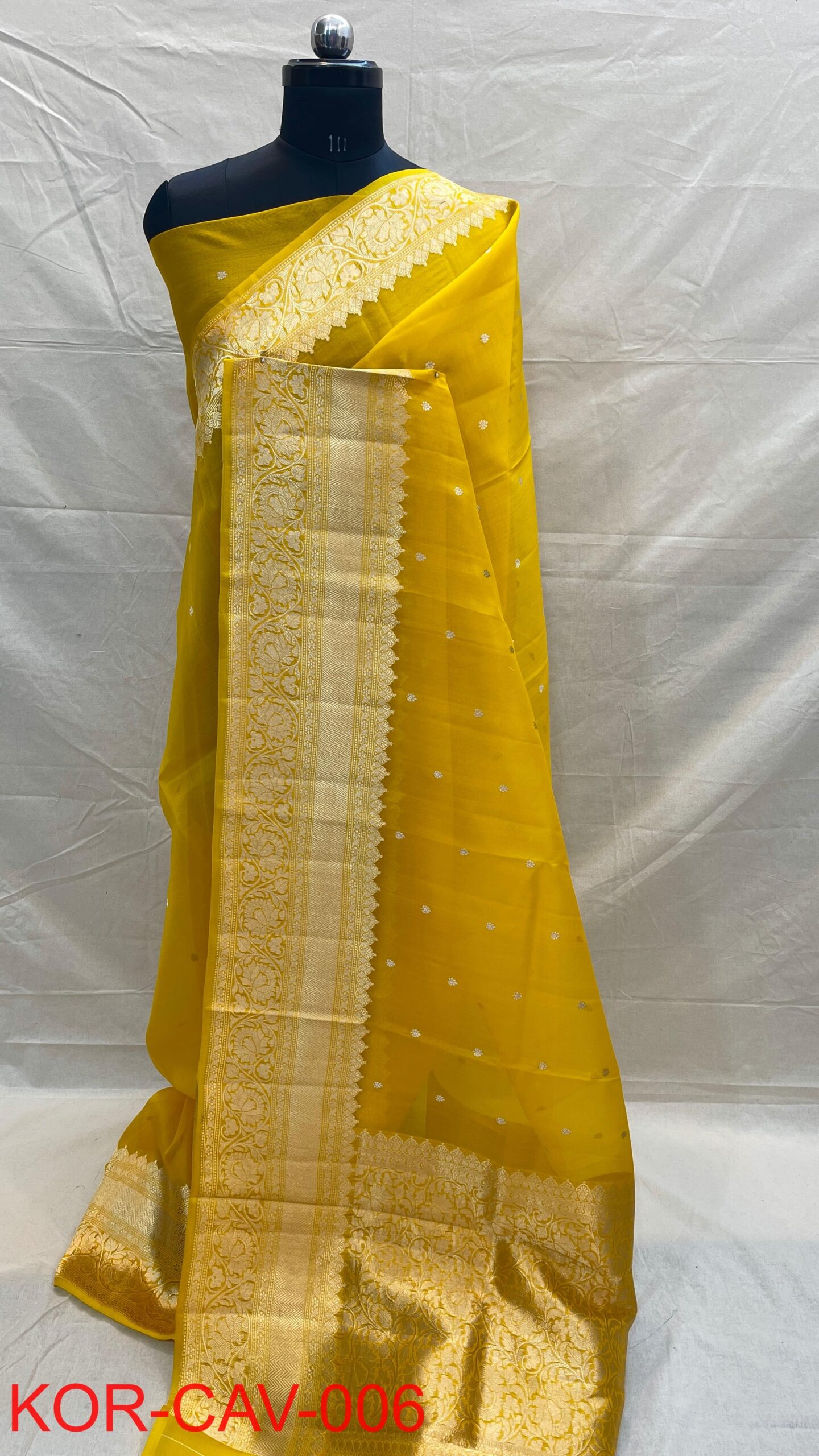 Color: Yellow