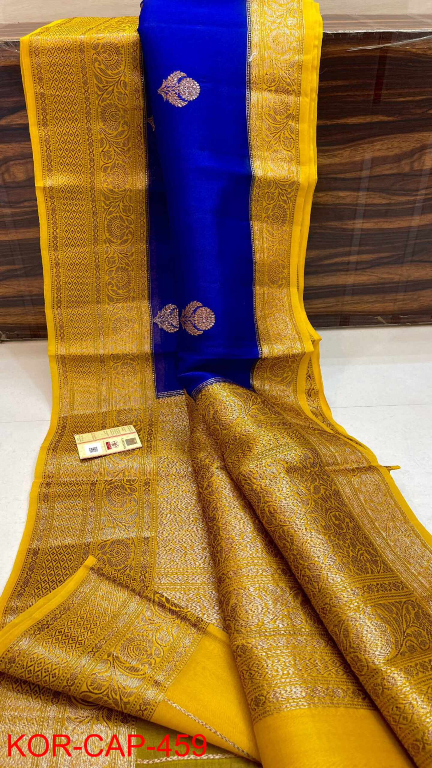 Color: Royal Blue Yellow