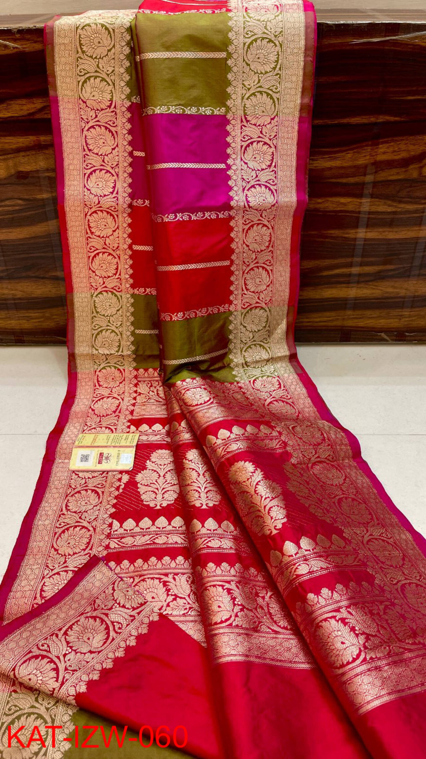 Color: Multi