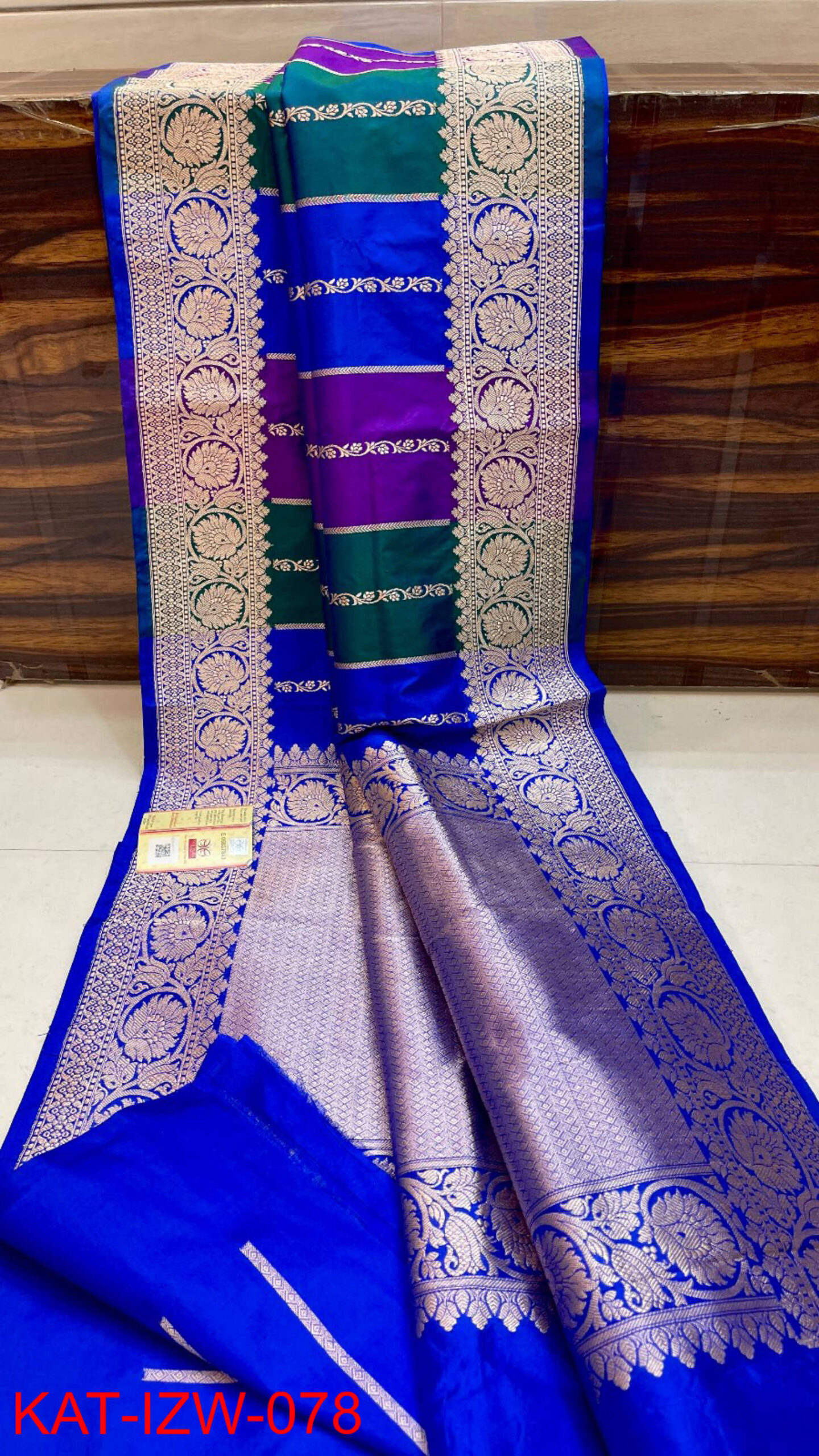 Color: Blue Multi