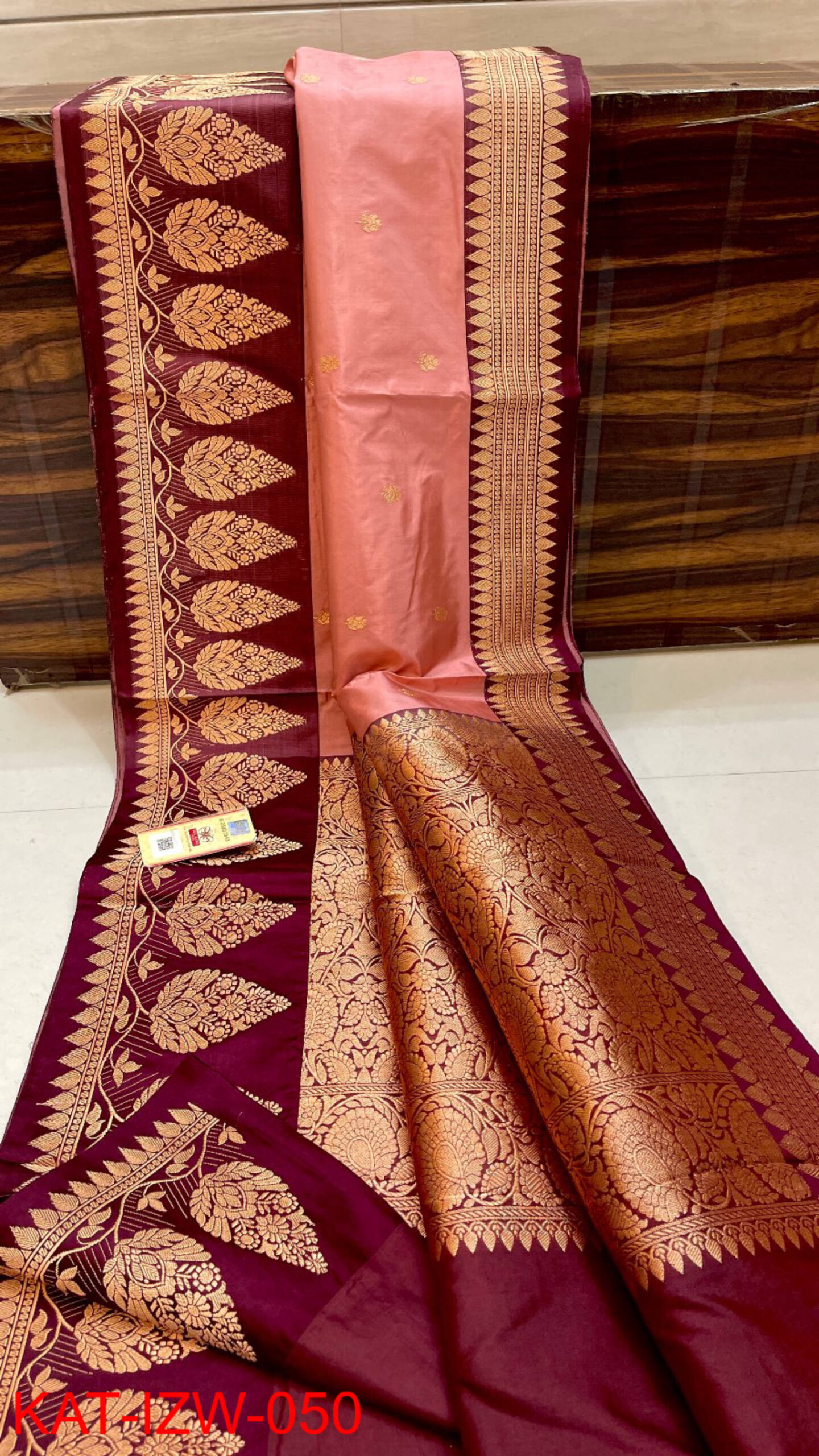 Color: Peach Chocolate