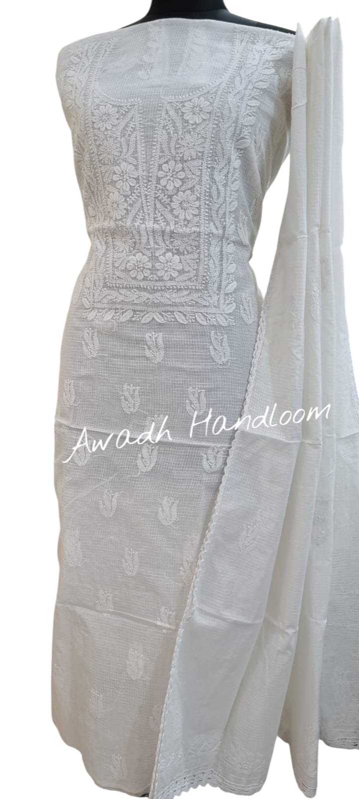 Color: Milky White
