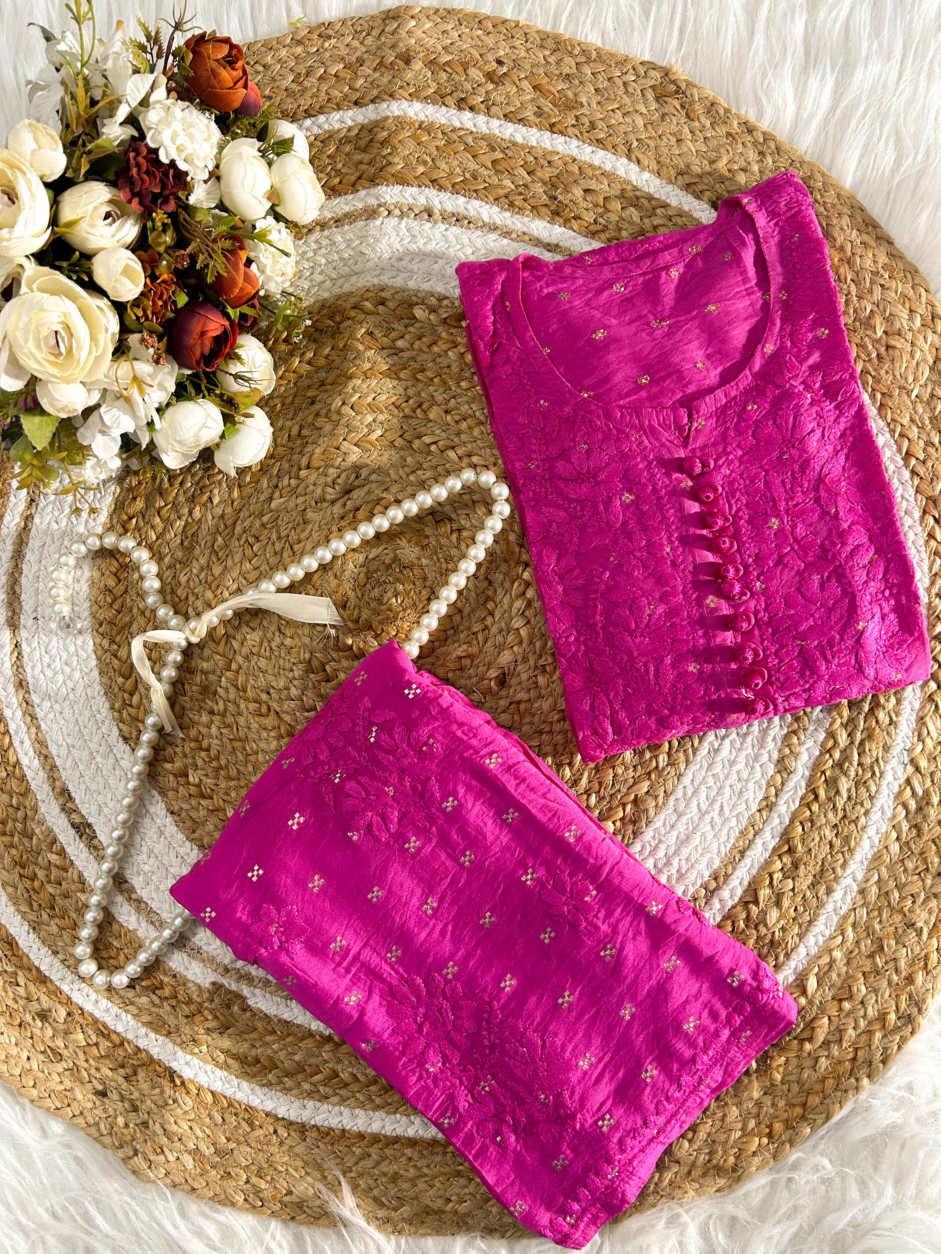Color: Pink
