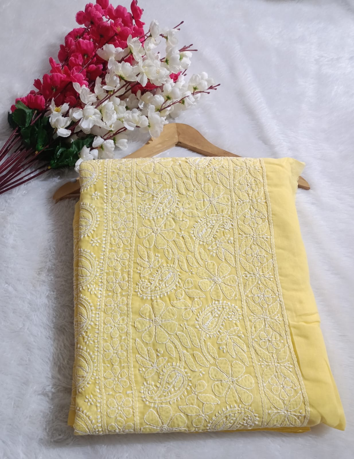 Color: Lemon Yellow