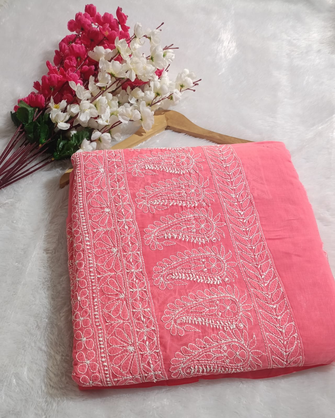 Color: Gajjari