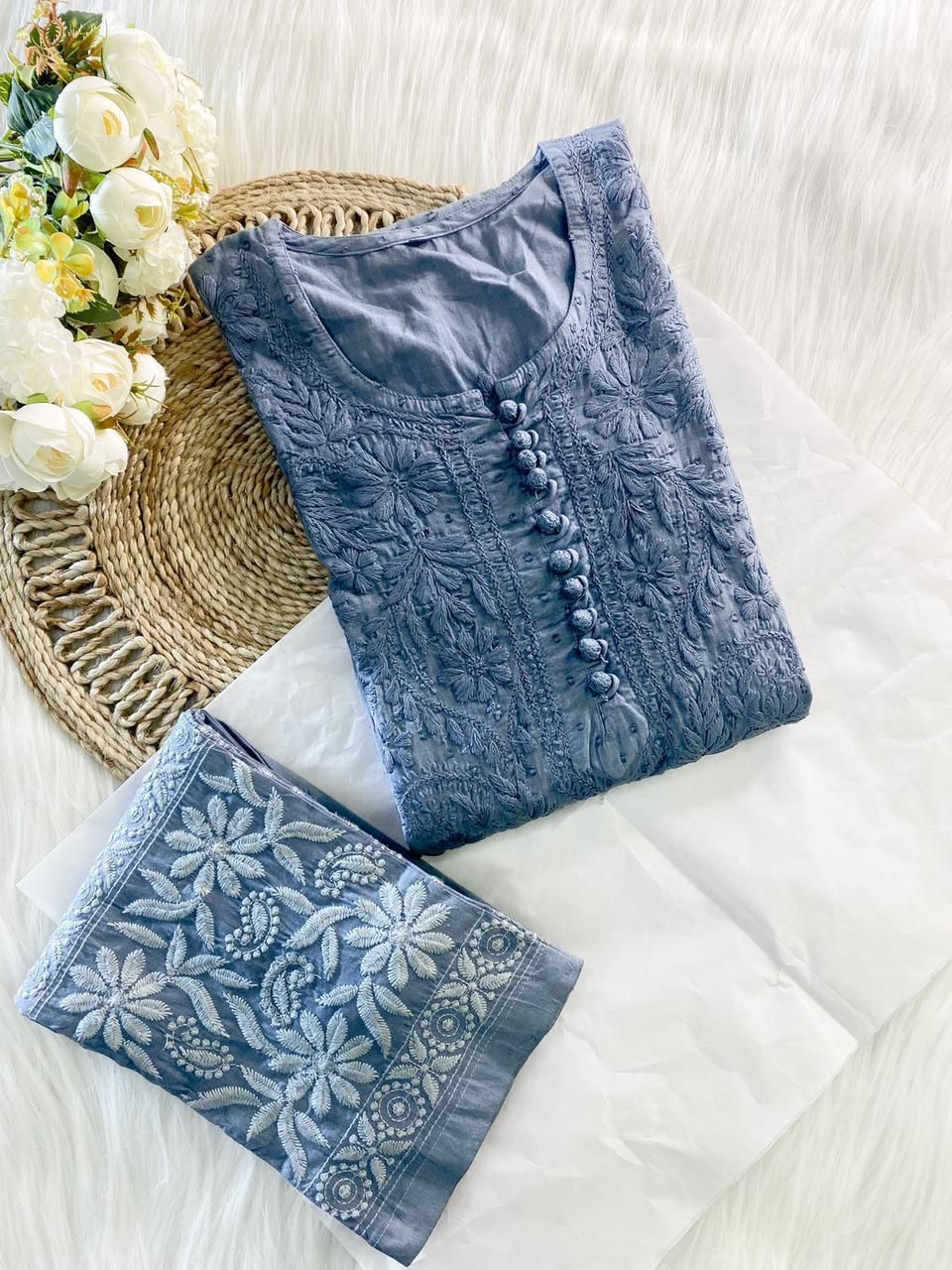 Color: Dark Ink Bluish Grey