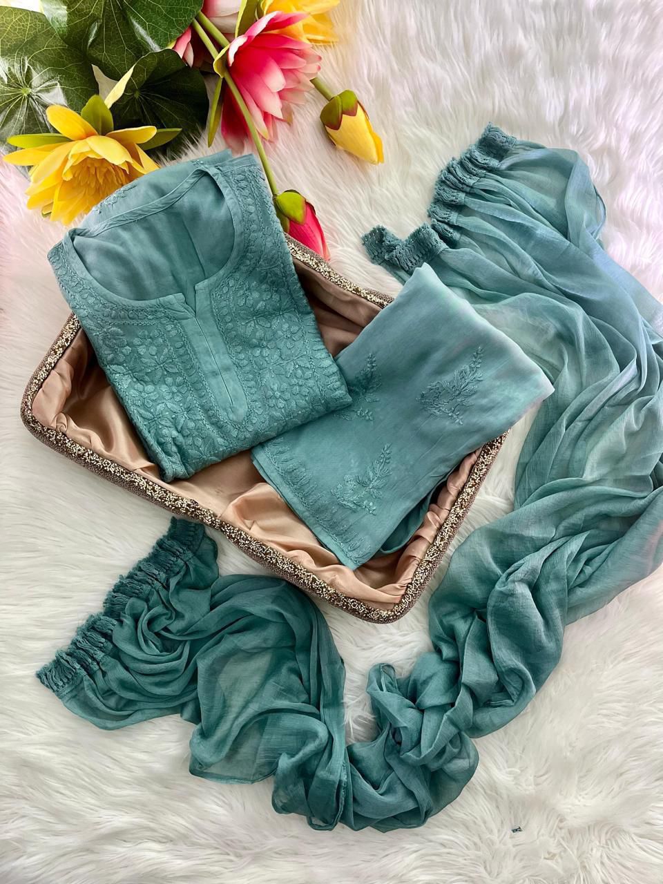 Color: Sea Green