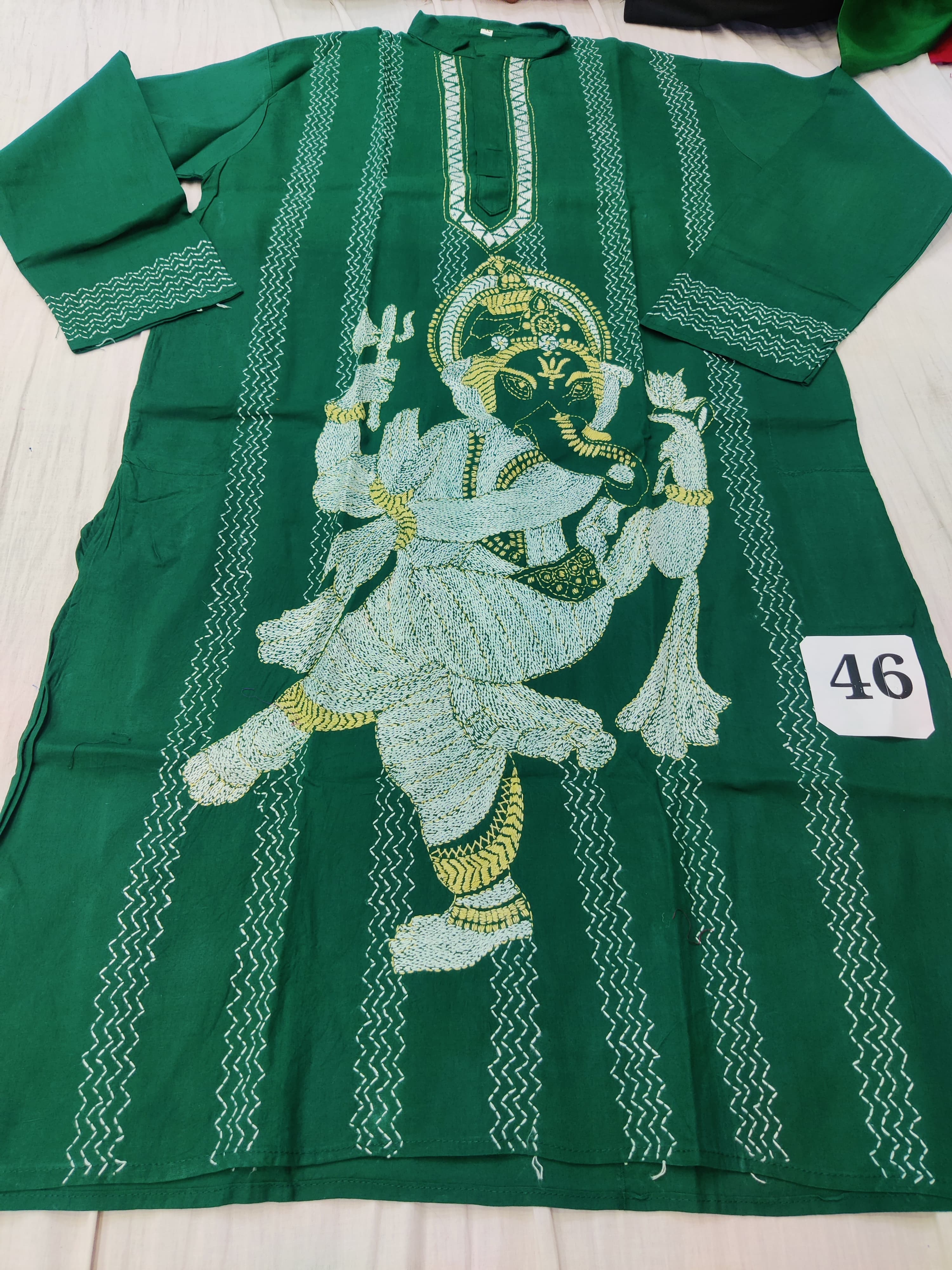 Color: Bottle Green