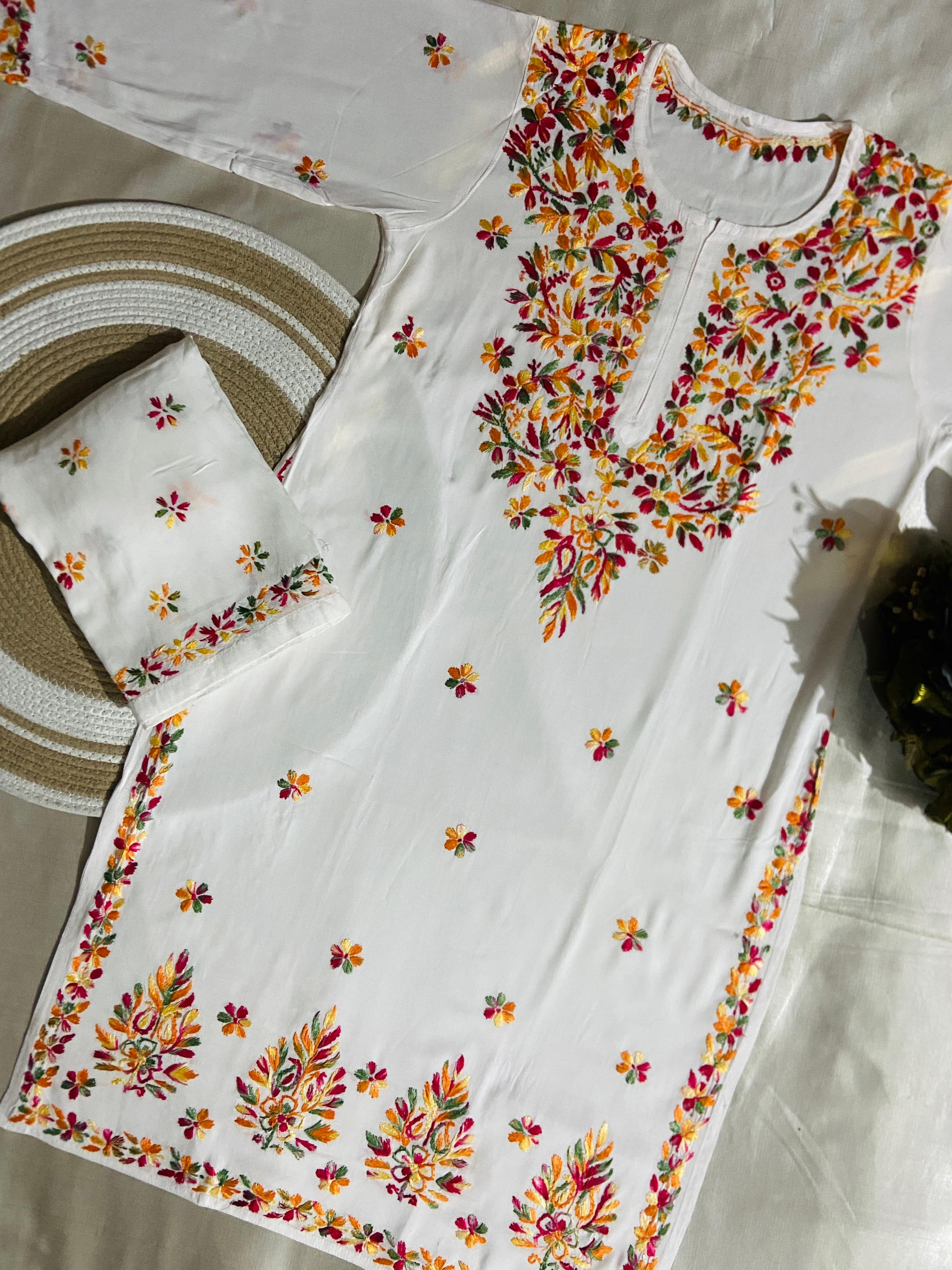 Color: White Multi