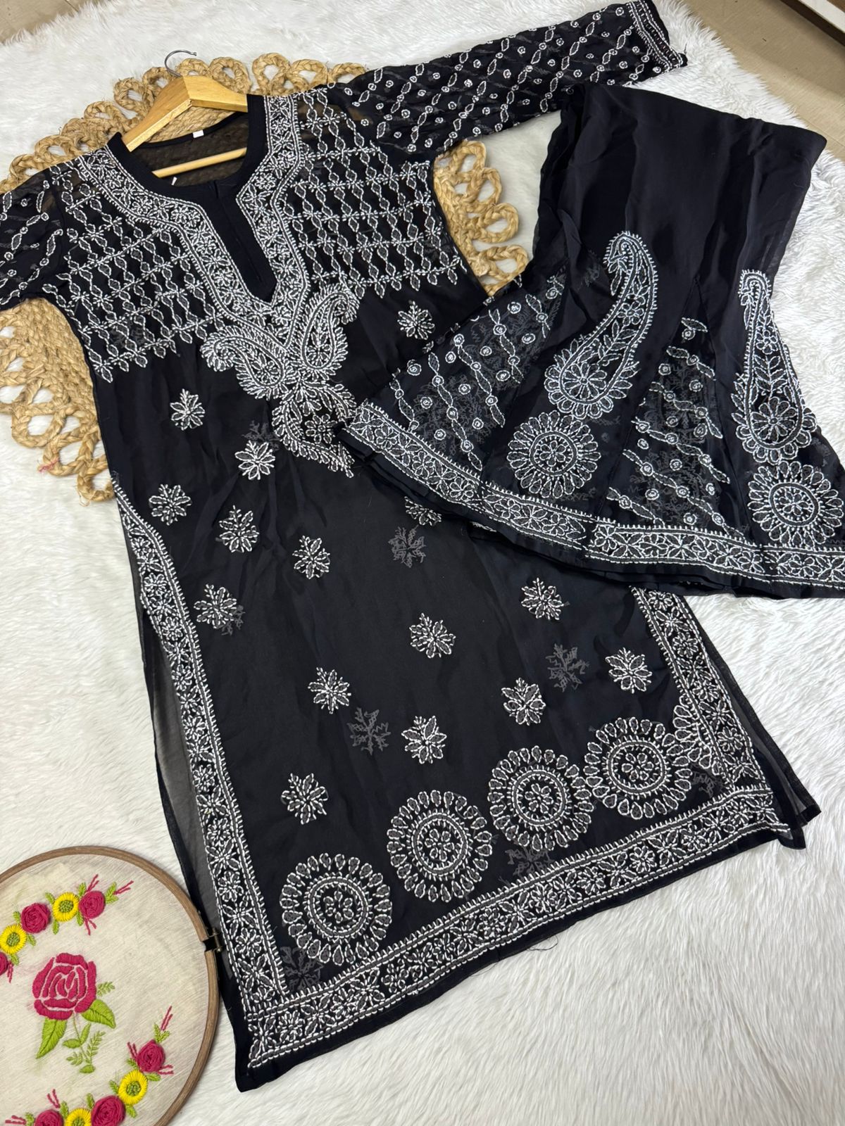 Color: Black