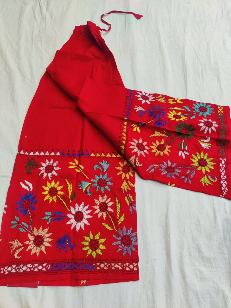 Color: Vibrant Red