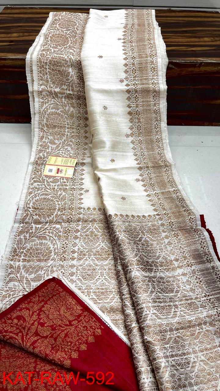 Color: Silver Maroon
